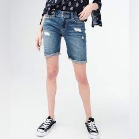 Aeropostale Bermuda Destroyed Denim Shorts - Picture 1 of 9